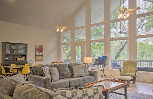 Seguin House | Seguin Home on Lake Placid with Boat Dock!