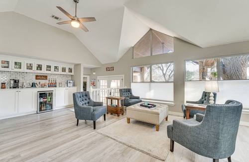 Seguin House | Seguin Riverfront Retreat: Fishing Dock + Kayaks!
