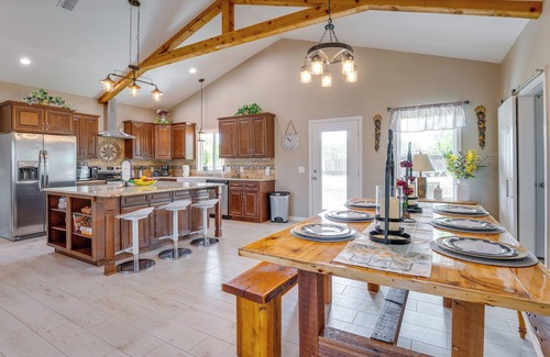 Seguin House | Seguin Vacation Rental Near Guadalupe River!