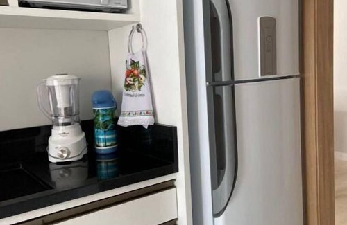 Castelo Branco Apartment | SEGURO, 2 QUARTOS, TODO REFORMADO, 200m DO MAR, WiFi