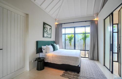 Sei Pinang Villa | Sehmagi Villa Butler Service & Scenic Rice Views