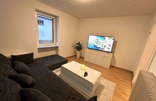 Kaiserslautern Apartment | Sehr Große Ferienwohnung, Apartment in Kaiserslautern Wehome Komfort