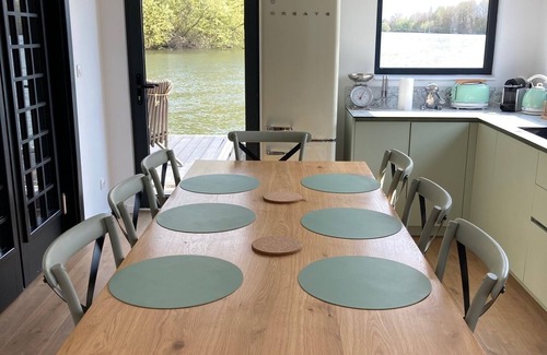 Vaux-sur-Seine Boat Rental | SeineHouse - Floating house (⚓HouseBoat ⚓) - Magical stay on the water