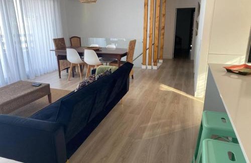 Seixal Apartment | Seixal Old Town River View Apartment