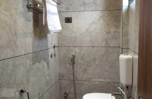 Koregaon Hotel | Sejal Wolrd Lodging