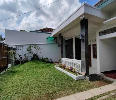 Banguntapan House | Sekar Tanjung