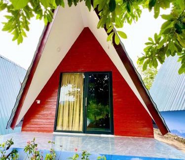 Koh Rong Bed & Breakfast | SELA Bungalow and Italian Restaurant