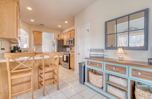 Dahlonega Cottage | Selah - 12 min Dahlonega, Pool Table, Record Player, 5 Acres with Trails