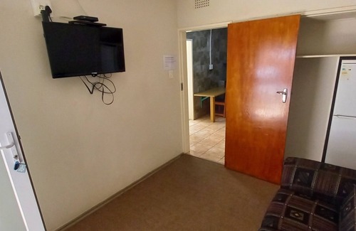 Carletonville House | Selati Guesthouse