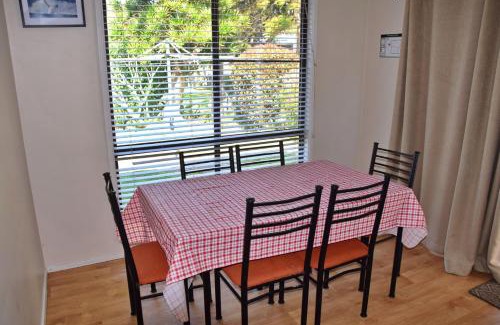 South West Rocks House | Seldom Inn - Bring your own linen.
