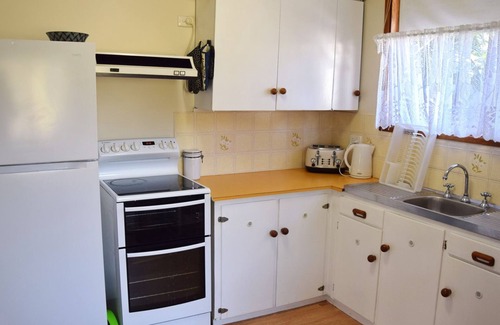 South West Rocks Cottage | Seldom Inn - close to the water