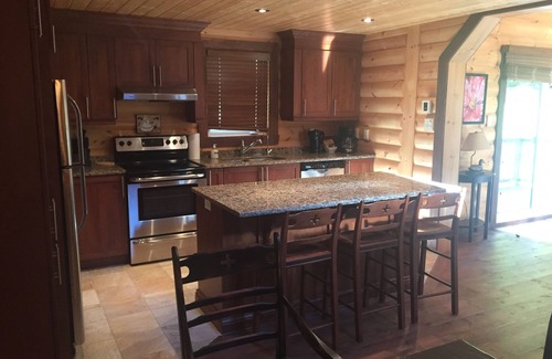 Amherst Cabin | Selenia Lodge