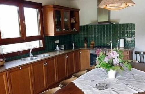 Sant Bartomeu del Grau Cottage | Self catering cottage La Cabanya del Permanyer for 10 people