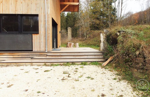 La Chapelle-en-Vercors House | Self-catering ecogîte in the heart of the forest at La Chapelle-en-Vercors