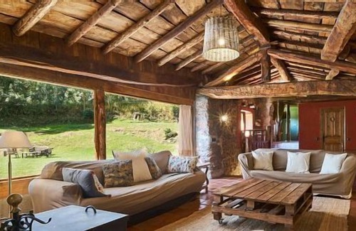 Bellver de Cerdanya Cottage | Self catering Cal Cardina for 11 people