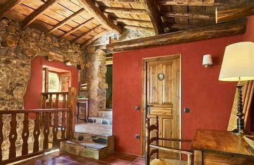 Bellver de Cerdanya Cottage | Self catering Cal Cardina for 11 people