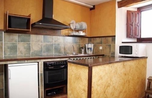 Navalperal de Tormes Cottage | Self catering La Tablilla y La Terraza for 8 people