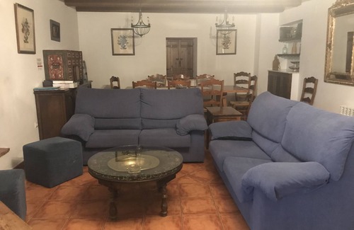 Vilafranca Cottage | Self catering Masia Matutano for 12 people