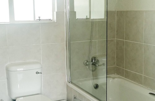 Greater Johannesburg Metropolitan Area Cottage | Self Catering 2 Bed 2 Bath apartment cottage