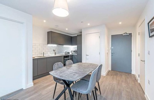 Old Trafford Apartment | Self Catering Accommodation Manchester