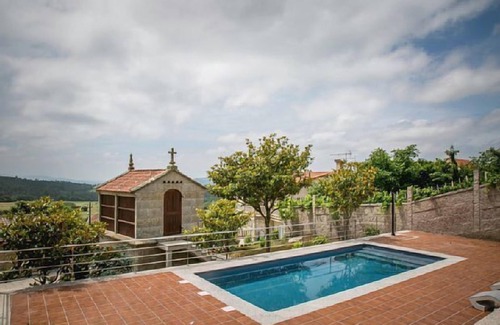 Cuntis Cottage | Self catering Antonio De Sofia for 12 people