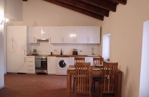 Villanuova sul Clisi Apartment | Self Catering Apartment In A Beautiful 16th Century Building