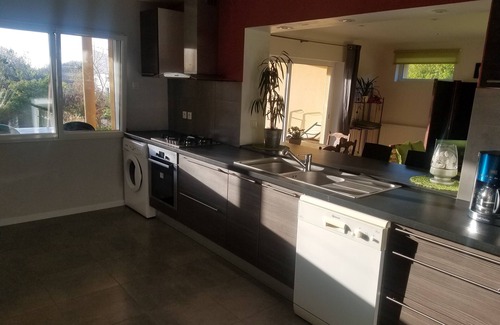 Plouguin House | Self-catering apartment available from 25/07 to 3/08 and 10/08 to 14/08