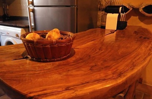 Enroig Cottage | Self catering Art Rustic for 12 people