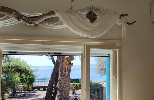 Psatha Villa | Self-catering Beach Studios in front of the sea Only 1h From Athens