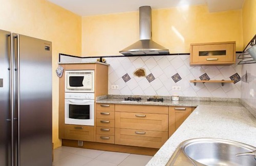 Camos Cottage | Self catering Can Serrallonga for 15 people