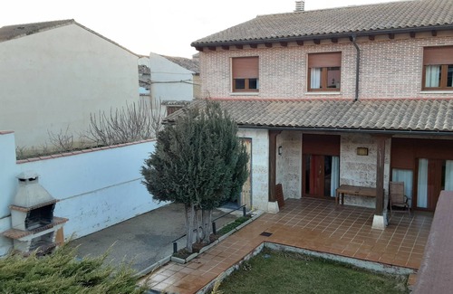 Astudillo Cottage | Self catering cottage La Alcubilla for 10 people
