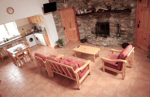Recess House | SELF CATERING COTTAGE IN PICTURESQUE INAGH VALLEY WITH WI-FI