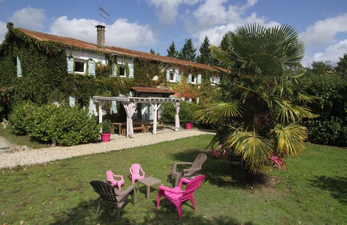 Avensan Cottage | Self catering Domaine du Couhourg Avensan
