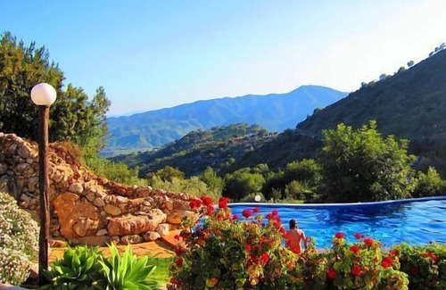 Alora Cottage | Self catering El Chorro Villas for 6 people