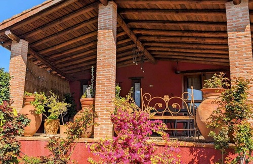 Guadalupe Villa | Self catering El Descanso del Peregrino for 14 people