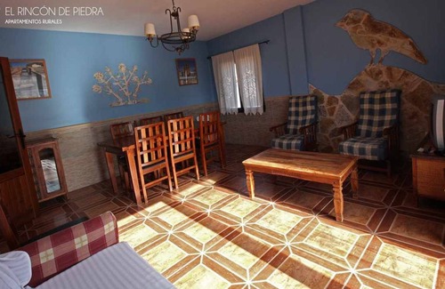 Enguidanos Apartment | Self catering El Rincon de Piedra for 6 people