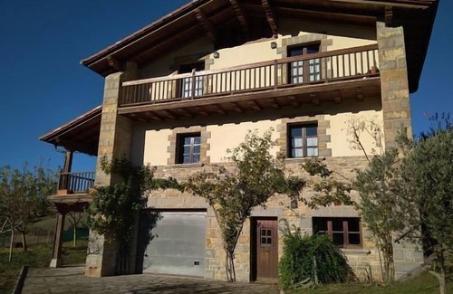 Esteribar Cottage | Self catering Elbegi for 12 people
