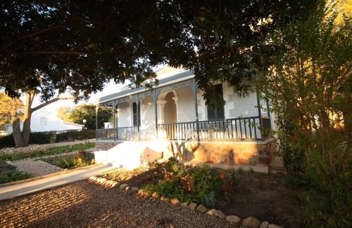 Calitzdorp House | Self-Catering House in Calitzdorp with Air Conditioning & Pool