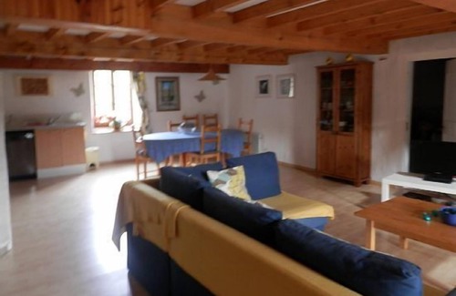 Saint-Benoit Cottage | Self catering La Roumaude for 4 people