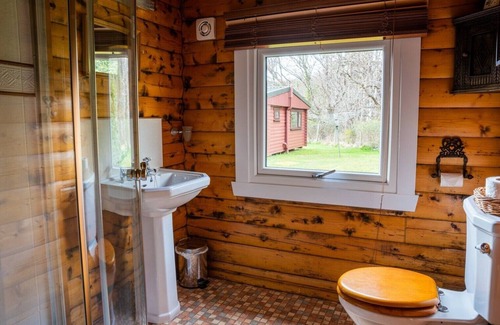 Duirinish Cabin | Self-Catering log cabin near Plockton and the Isle of Skye secluded, well equipped and dog friendly.