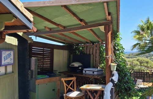 Tarifa Ski Chalet | Self-catering, ocean views, walk to beaches. BBQs, secure parking, set in nature