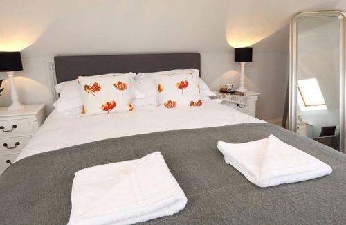 Beeley Cabin | Self Catering Peak District Lodge