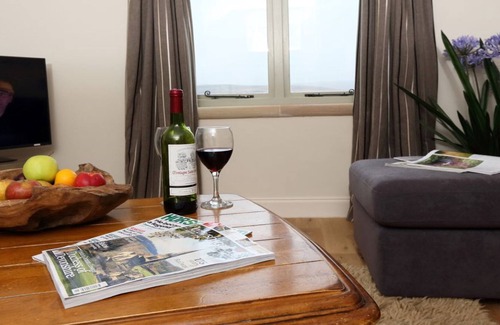 Beeley Cabin | Self Catering Peak District Lodge