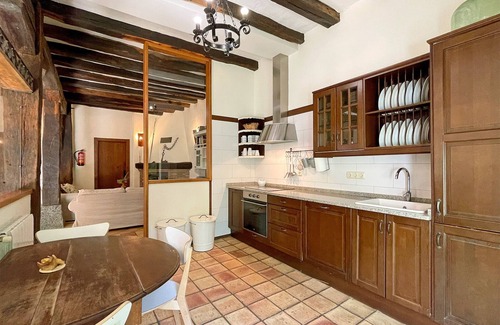 Araitz Cottage | Self catering Perunea for 10 people