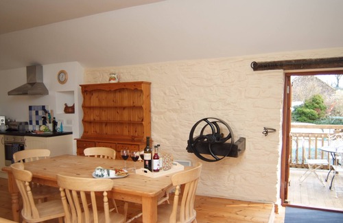Trewen Cottage | Self Catering Rural Farm Cottage + Heated Pool Cornwall