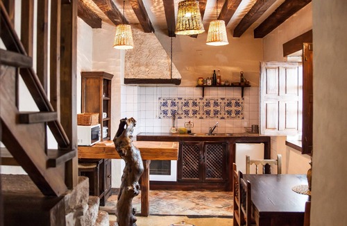 Bermellar Cottage | Self catering rural Pride for 14 people