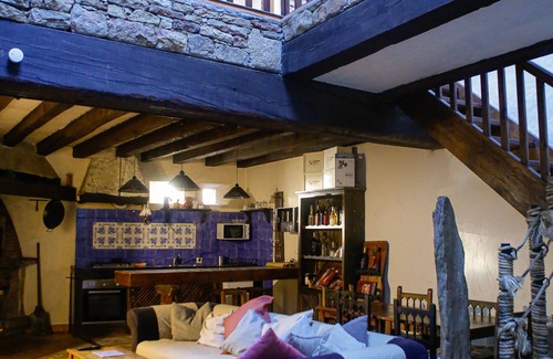 Bermellar Cottage | Self catering rural Pride for 14 people