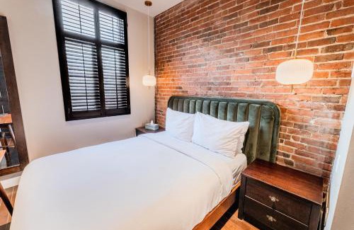 Latin Quarter Apartment | Self Check-In Boutique Hotel - Quartier latin - Room 202
