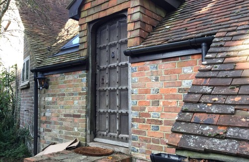 Horam House | Self Contained 2 bedroomed former 15th Chapel