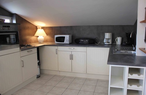 Ondres House | Self-contained accommodation on the first floor of a house - garden, terrace, 2km from the beach